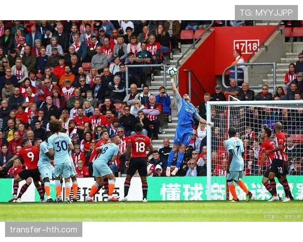 英超新赛季揭幕战:伯克状态回暖献精彩表现,助球队斩获关键胜利 英超新赛季揭幕战:伯克状态回暖献精彩表现,助球队斩获关键胜利