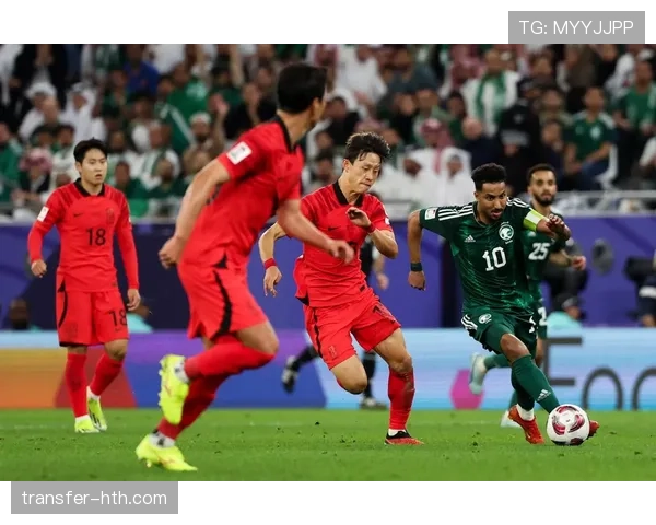 热苏斯禁区跑动积极，进攻端表现稳健